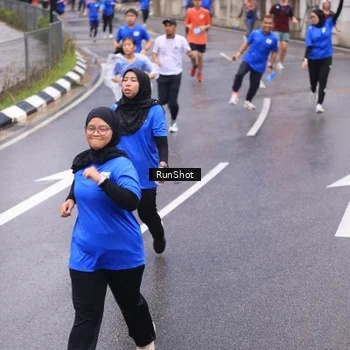 Runner Photo 7939072