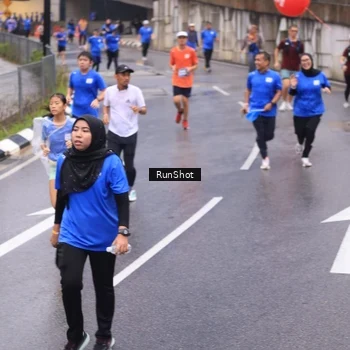 Runner Photo 7939077