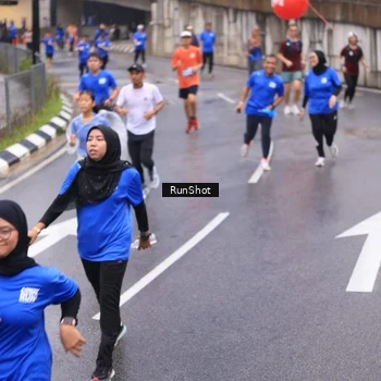 Runner Photo 7939078