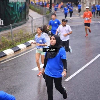 Runner Photo 7939083