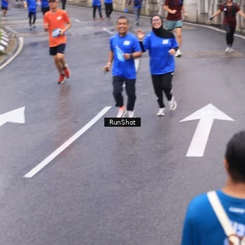 Runner Photo 7939089