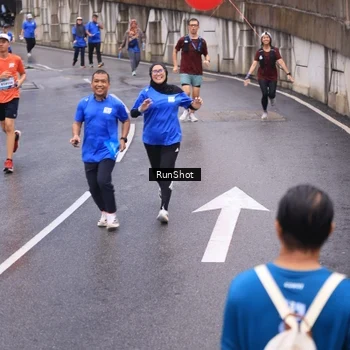 Runner Photo 7939096