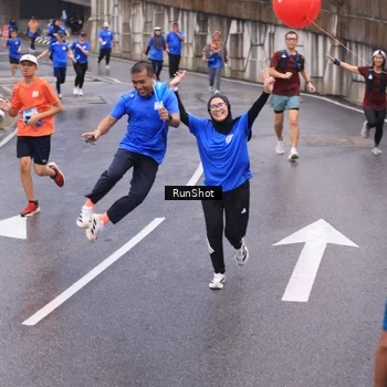 Runner Photo 7939097