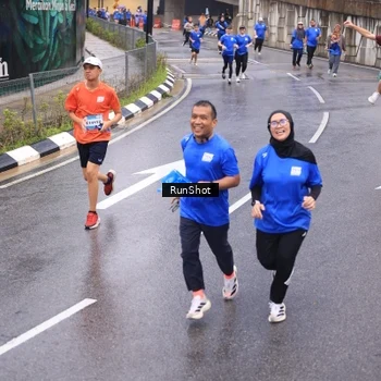Runner Photo 7939118