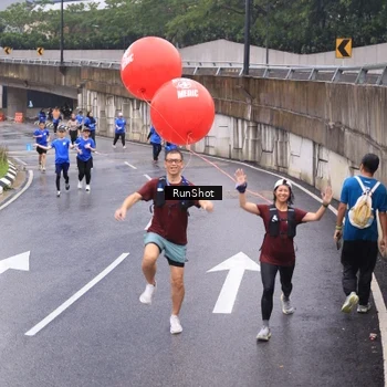 Runner Photo 7939137