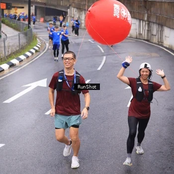 Runner Photo 7939153