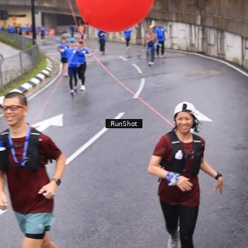 Runner Photo 7939158