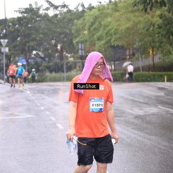 Runner Photo 7939163