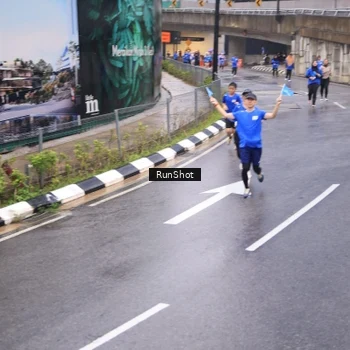 Runner Photo 7939170