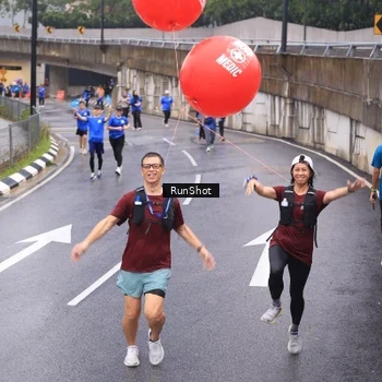 Runner Photo 7939174
