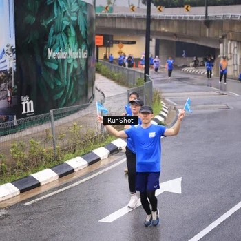 Runner Photo 7939180
