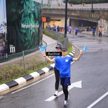 Runner Photo 7939185