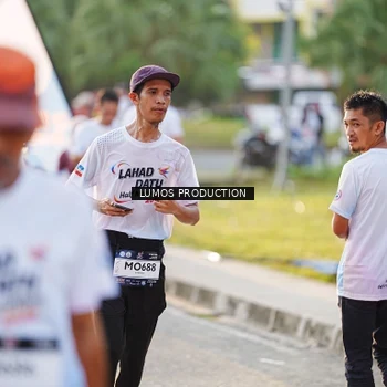 Runner Photo 7939186