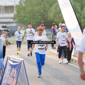 Runner Photo 7939187