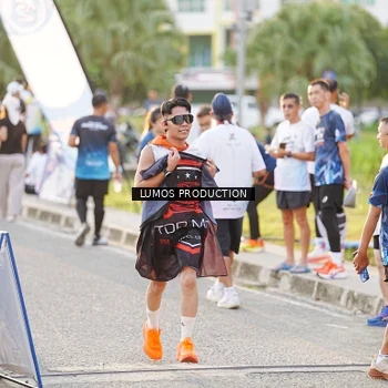 Runner Photo 7939201