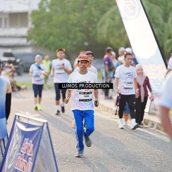Runner Photo 7939207