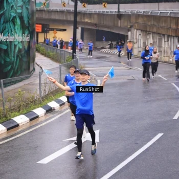 Runner Photo 7939209
