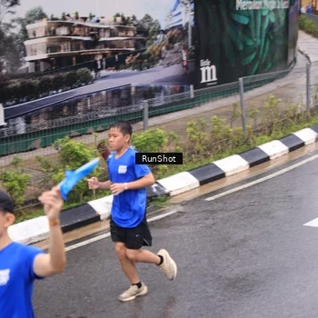 Runner Photo 7939223