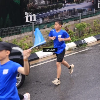 Runner Photo 7939228
