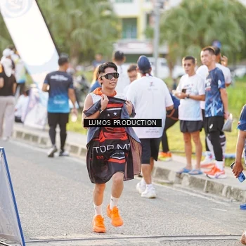 Runner Photo 7939243