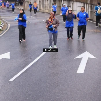Runner Photo 7939253