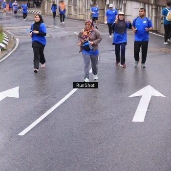 Runner Photo 7939255