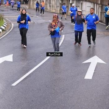 Runner Photo 7939258