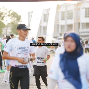 Runner Photo 7939261