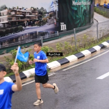 Runner Photo 7939267