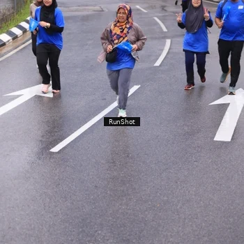 Runner Photo 7939284