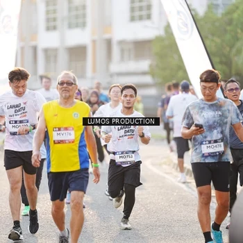 Runner Photo 7939287