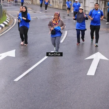 Runner Photo 7939291