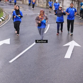 Runner Photo 7939296