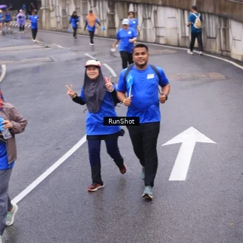 Runner Photo 7939312