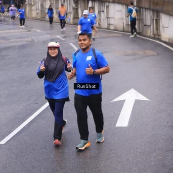 Runner Photo 7939315