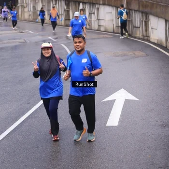 Runner Photo 7939316
