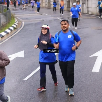 Runner Photo 7939324