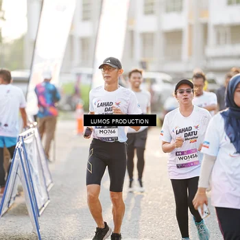 Runner Photo 7939325