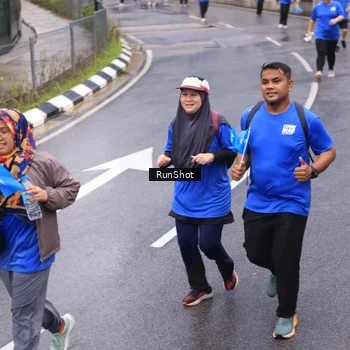 Runner Photo 7939329