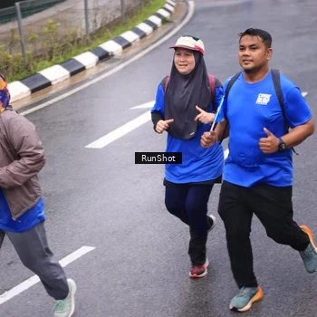 Runner Photo 7939332