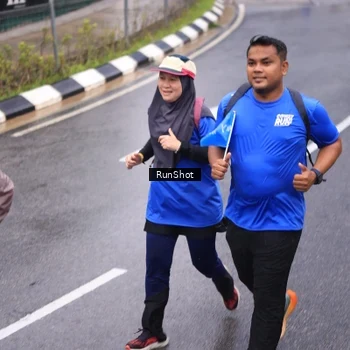 Runner Photo 7939339