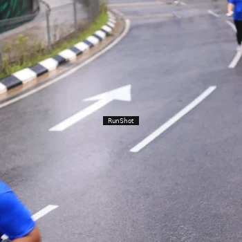 Runner Photo 7939355