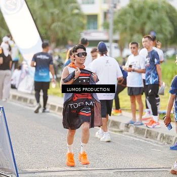 Runner Photo 7939356