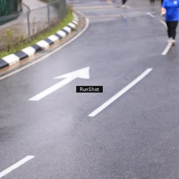 Runner Photo 7939357
