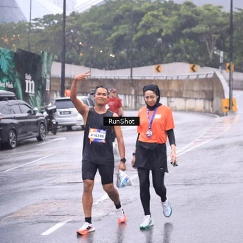 Runner Photo 7939370