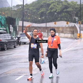 Runner Photo 7939389