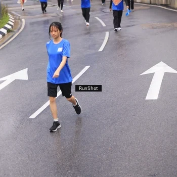 Runner Photo 7939393