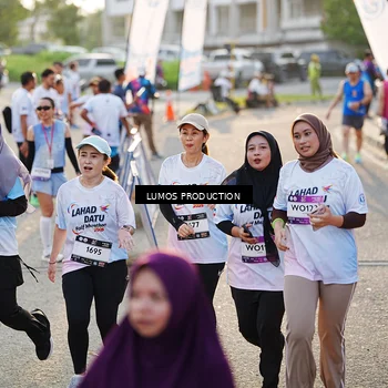 Runner Photo 7939399