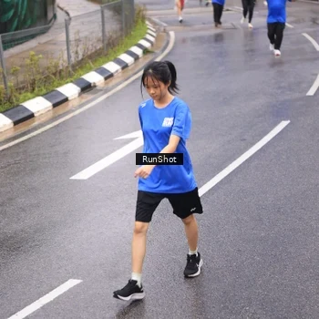 Runner Photo 7939406