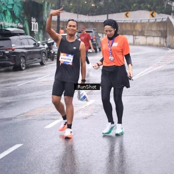 Runner Photo 7939420